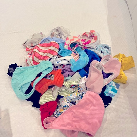 Bikini bundle!! - Picture 3 of 4